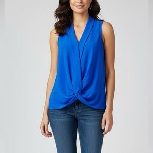 DL featherweight tank top with front knot